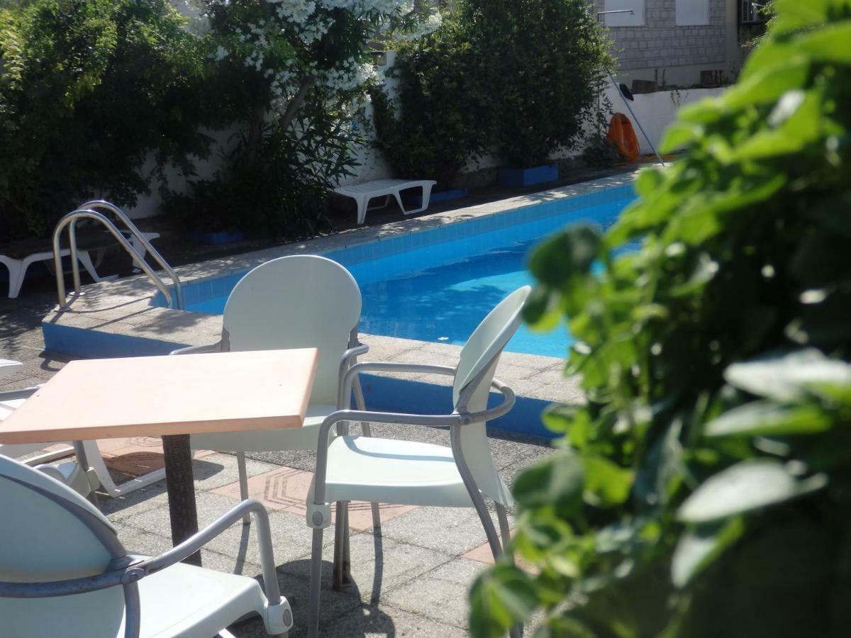 George Apartments Kallithea  Ngoại thất bức ảnh